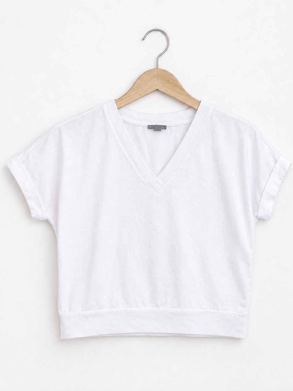 Talbots White V-Neck Short Sleeve Tee